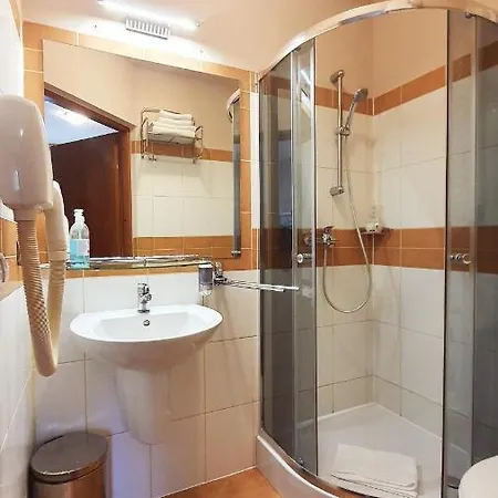 アパートホテル Delfin