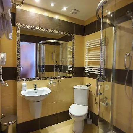 Delfin アパートホテル