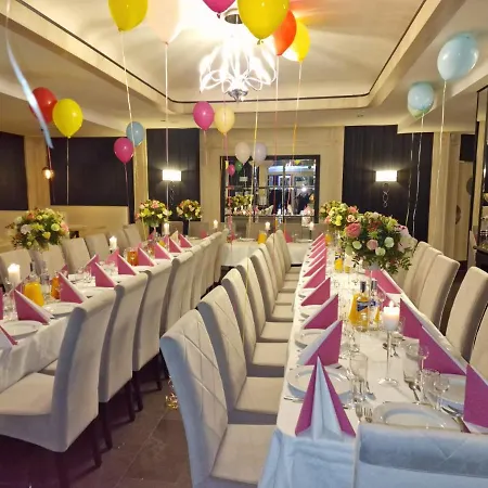 Delfin シフィノウイシチェ