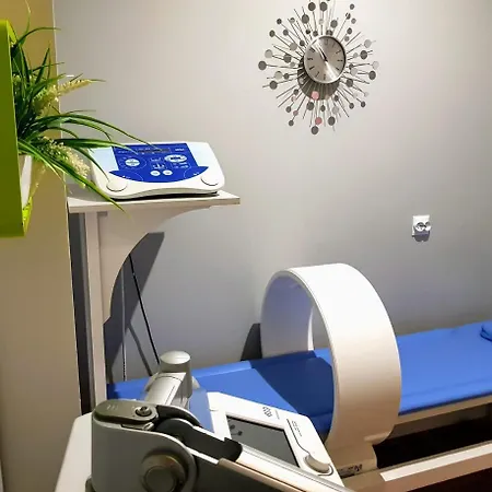 Apartahotel Delfin 3*