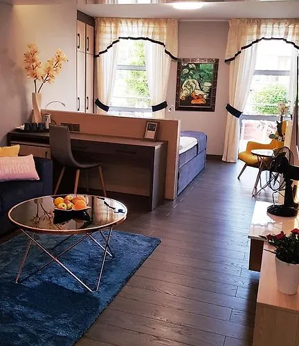 Delfin Aparthotel 3*